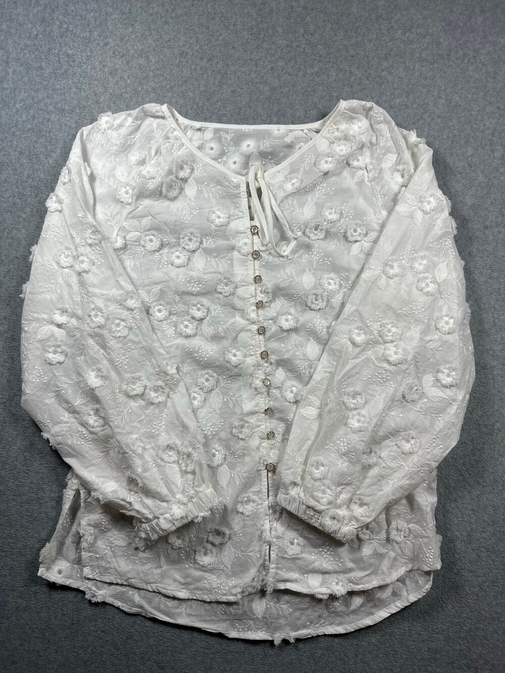 Commense Blouse Top Women's Medium White Floral Embroidered Peasant Long Sleeve